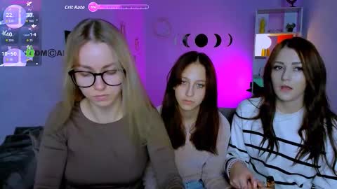 Snapshot of laura_queen_ chatting on September 29, 2025, 7:08 pm laura_queen_ online show from September 29, 2025, 7:08 pm