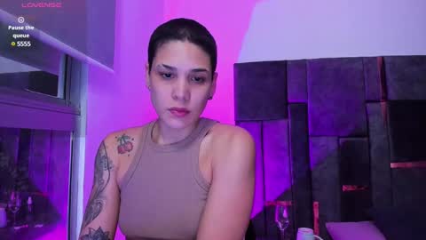 Laura Rose online show from February 4, 2025, 3:11 am