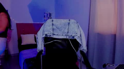 Laura Rose online show from October 2, 2025, 6:59 pm