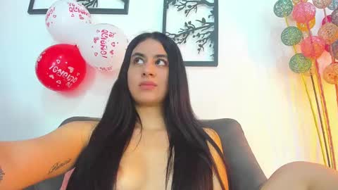 LAURA SOE online show from February 15, 2025, 4:23 pm