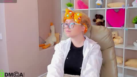 Laura online show from February 5, 2026, 9:25 am