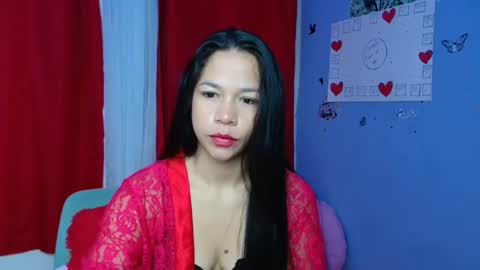 lauracb          online show from February 23, 2025, 9:33 am
