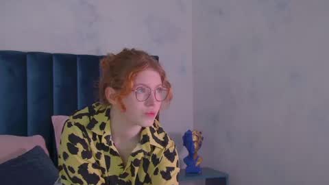 Laura online show from May 4, 2026, 4:19 am