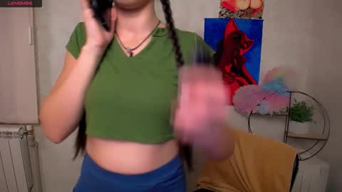 Laura online show from November 14, 2025, 8:57 am