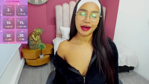 Laura Glowing online show from February 2, 2025, 2:59 am