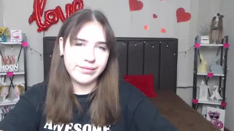 LauraHlot online show from February 17, 2025, 6:37 pm
