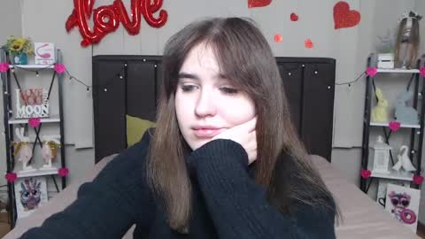 LauraHlot online show from February 24, 2025, 3:33 am