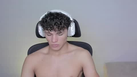 Laureent online show from October 14, 2025, 6:25 am