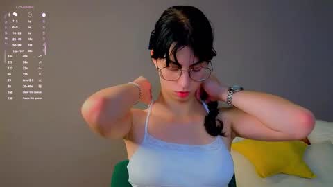 Snapshot of laureljarrar chatting on September 26, 2025, 11:14 am Arline online show from September 26, 2025, 11:14 am