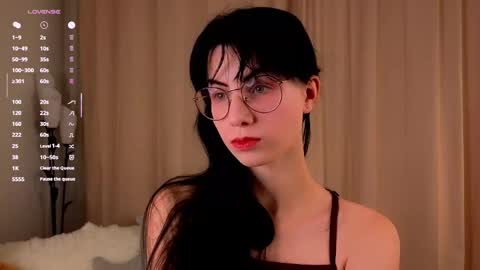 Snapshot of laureljarrar chatting on October 15, 2025, 11:43 am Arline online show from October 15, 2025, 11:43 am