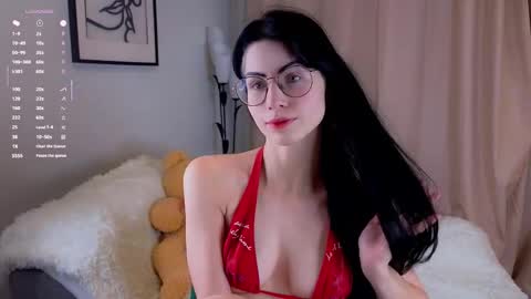 Snapshot of laureljarrar chatting on October 17, 2025, 11:02 am Arline online show from October 17, 2025, 11:02 am