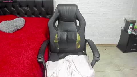 Lauren Independent model online show from December 18, 2024, 4:39 pm