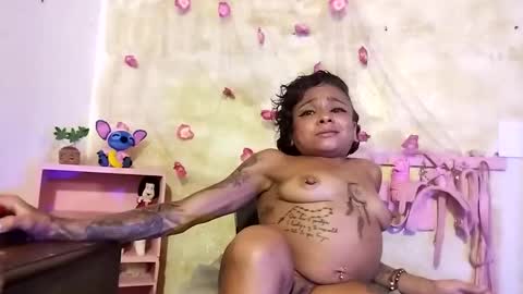 Snapshot of lauren_hills7069 chatting on January 14, 2025, 7:17 am Lauren online show from January 14, 2025, 7:17 am