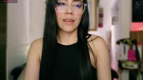 Lauren online show from April 29, 2026, 12:27 am