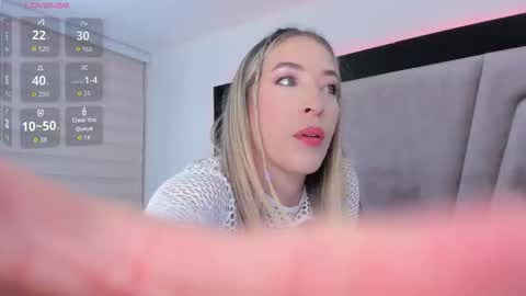 laurenclark1 online show from March 1, 2026, 3:30 am