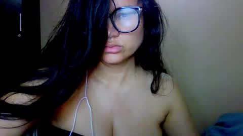 onlyfan laureng7 - 7 laureng2 online show from October 6, 2025, 11:29 am