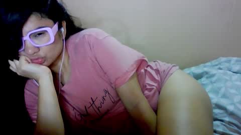 onlyfan laureng7 - 7 laureng2 online show from December 19, 2025, 9:49 am