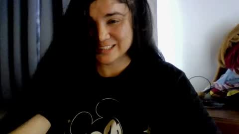 Snapshot of laurengirls1 chatting on July 17, 2026, 2:45 pm onlyfan laureng7 - 7 laureng2 online show from July 17, 2026, 2:45 pm