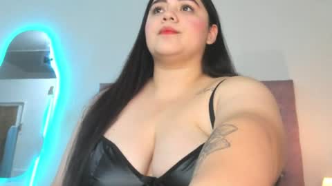 Snapshot of laurenlaine99 chatting on July 2, 2026, 12:32 am laurenlaine online show from July 2, 2026, 12:32 am