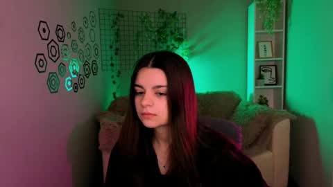 Laure online show from February 2, 2026, 10:03 am