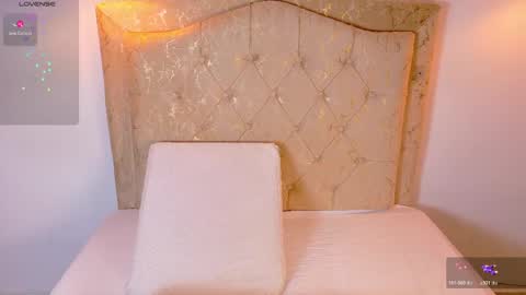 laurenn_smitth online show from April 20, 2026, 12:19 pm