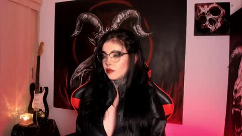  LAUREN INDEPENDENT MODEL HELP ME REACH 100 LIKES PLS  online show from May 26, 2026, 2:07 am