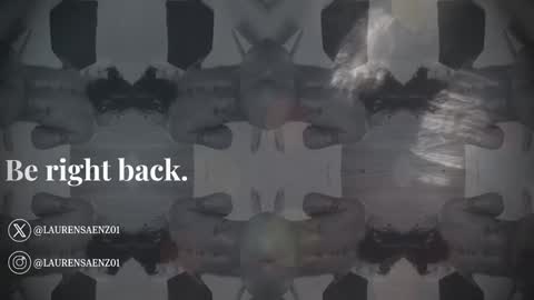 Snapshot of laurensaenz chatting on February 1, 2025, 11:06 pm Lauren Saenz online show from February 1, 2025, 11:06 pm
