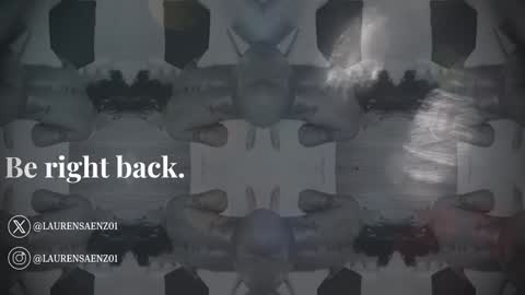 Snapshot of laurensaenz chatting on February 6, 2025, 12:05 pm Lauren Saenz online show from February 6, 2025, 12:05 pm