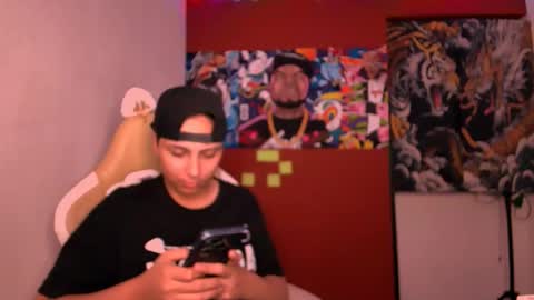 Laurent online show from October 11, 2025, 4:01 am