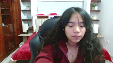 laurent online show from February 11, 2025, 9:31 am