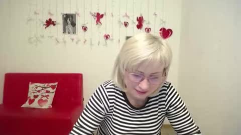 Lauren online show from February 13, 2026, 5:53 pm