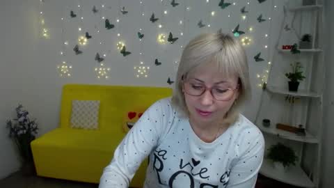 Lauren online show from March 2, 2026, 6:14 am