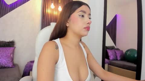 Lau online show from September 16, 2025, 3:46 pm