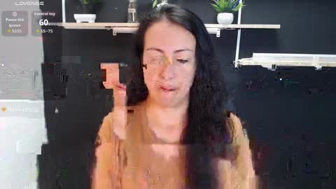 Laury  online show from May 19, 2026, 6:14 pm