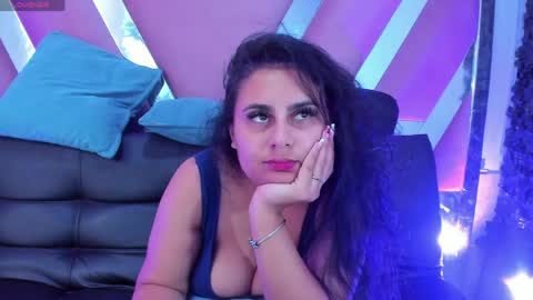 Snapshot of laurynjeffers chatting on April 11, 2026, 6:01 pm LaurynJeffers online show from April 11, 2026, 6:01 pm
