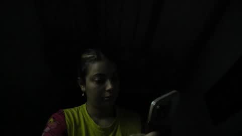 Snapshot of lauu_g chatting on June 4, 2026, 9:59 am Lauu G online show from June 4, 2026, 9:59 am