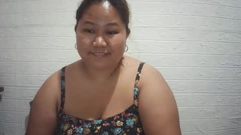 Snapshot of lavalyn214 chatting on May 30, 2026, 2:47 pm lavalyn214 online show from May 30, 2026, 2:47 pm