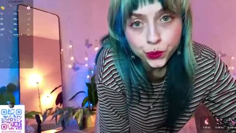 Snapshot of lavenderlav chatting on April 30, 2026, 8:57 pm Melissa online show from April 30, 2026, 8:57 pm