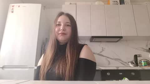 Snapshot of lavernesappah chatting on May 15, 2026, 5:25 am Lois online show from May 15, 2026, 5:25 am