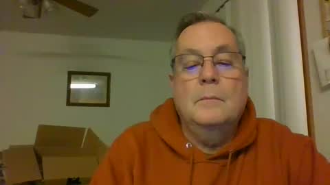 lawnboy62 online show from December 12, 2024, 2:59 am