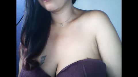 Snapshot of layanah12 chatting on March 22, 2026, 4:49 am layanah12 online show from March 22, 2026, 4:49 am