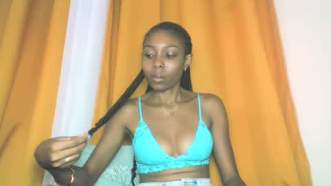 layannek online show from November 13, 2025, 3:11 pm