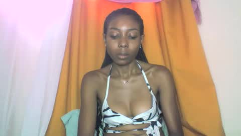 layannek online show from November 15, 2025, 5:27 am