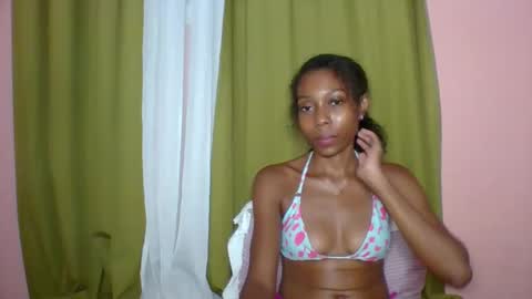 layannek online show from April 14, 2026, 6:14 pm