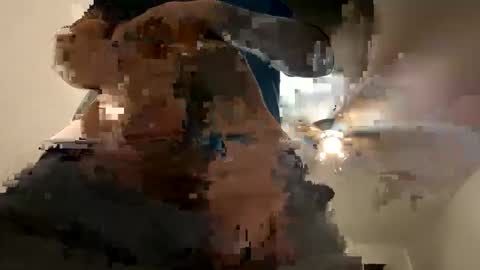 Snapshot of layinlow42 chatting on January 29, 2025, 6:43 am layinlow42 online show from January 29, 2025, 6:43 am