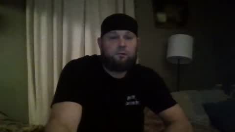 Snapshot of layinlow42 chatting on February 1, 2025, 10:55 pm layinlow42 online show from February 1, 2025, 10:55 pm