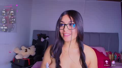 Snapshot of layla_nicols chatting on January 25, 2025, 2:47 pm Layla online show from January 25, 2025, 2:47 pm