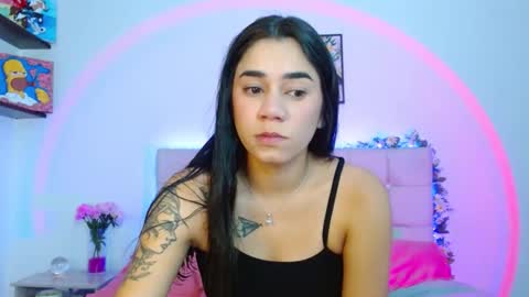 Lia and Rachel online show from March 3, 2025, 1:21 am