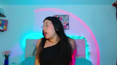 Lia and Rachel online show from October 4, 2025, 1:47 am