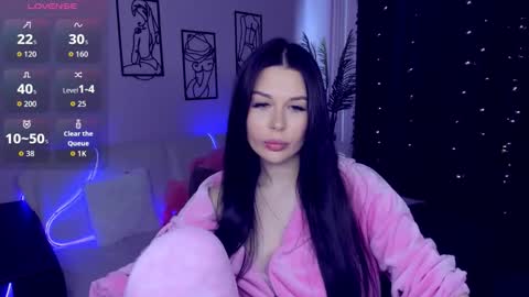 laylagreat online show from September 29, 2025, 11:15 am